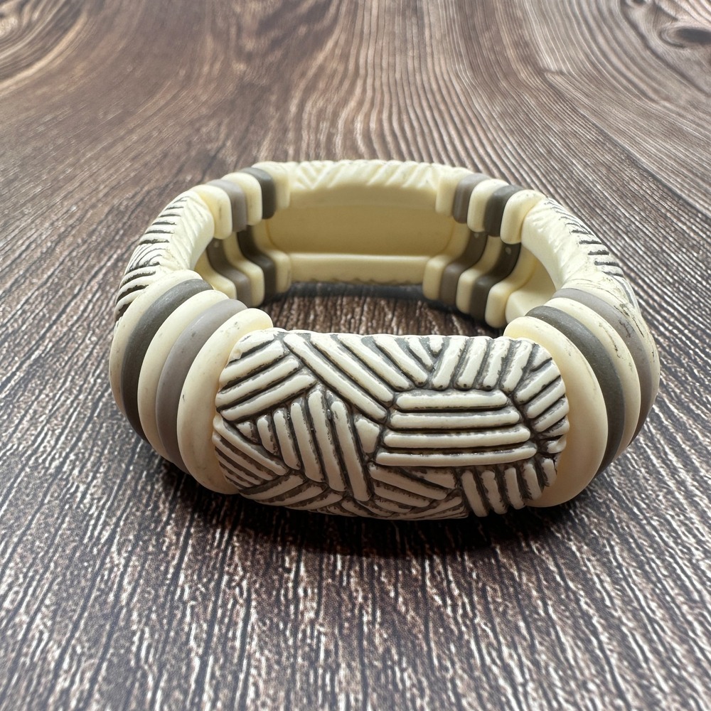 Chunky Ivory Gray Geometric Stretch Bracelet Tribal Boho Statement Vintage Style
